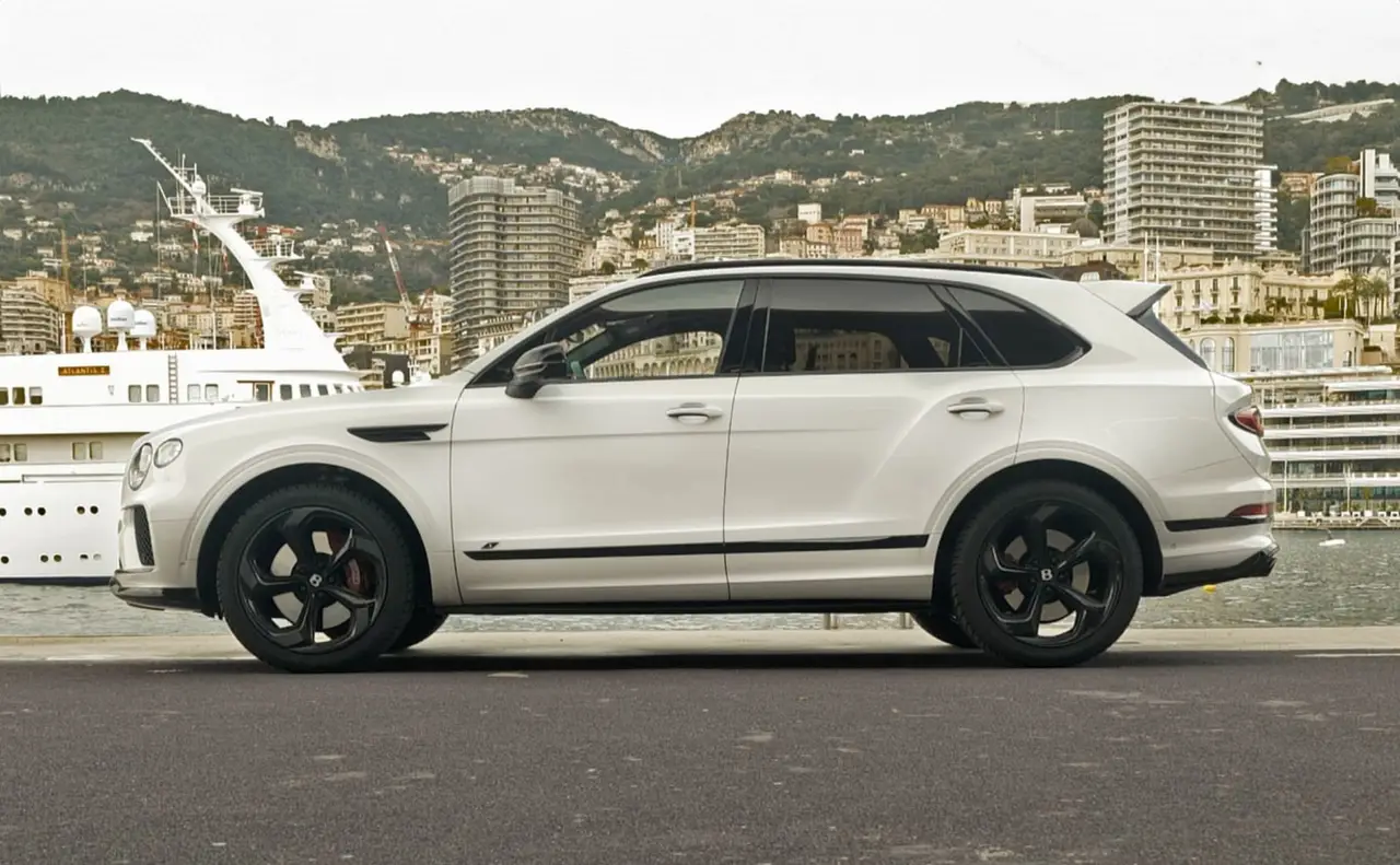 Bentley Bentayga V8-S 2024, exterior — Milan Luxury Cars, Milan. The 2024 Bentley Bentayga V8-S pairs a 550 hp V8 with the full-size presence of Bentley's…