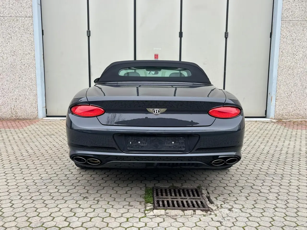Bentley Continental GTC S V8 2025, dashboard — Milan Luxury Cars, Milan. The 2025 Bentley Continental GTC S V8 pairs a 550 hp engine with a four-seat cabin,…
