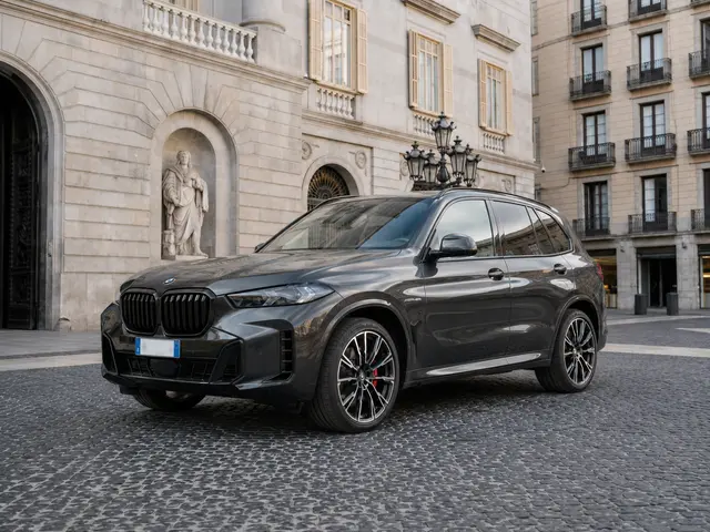 BMW X5 M-pack 30d 2025 — Milan Luxury Cars, Milan