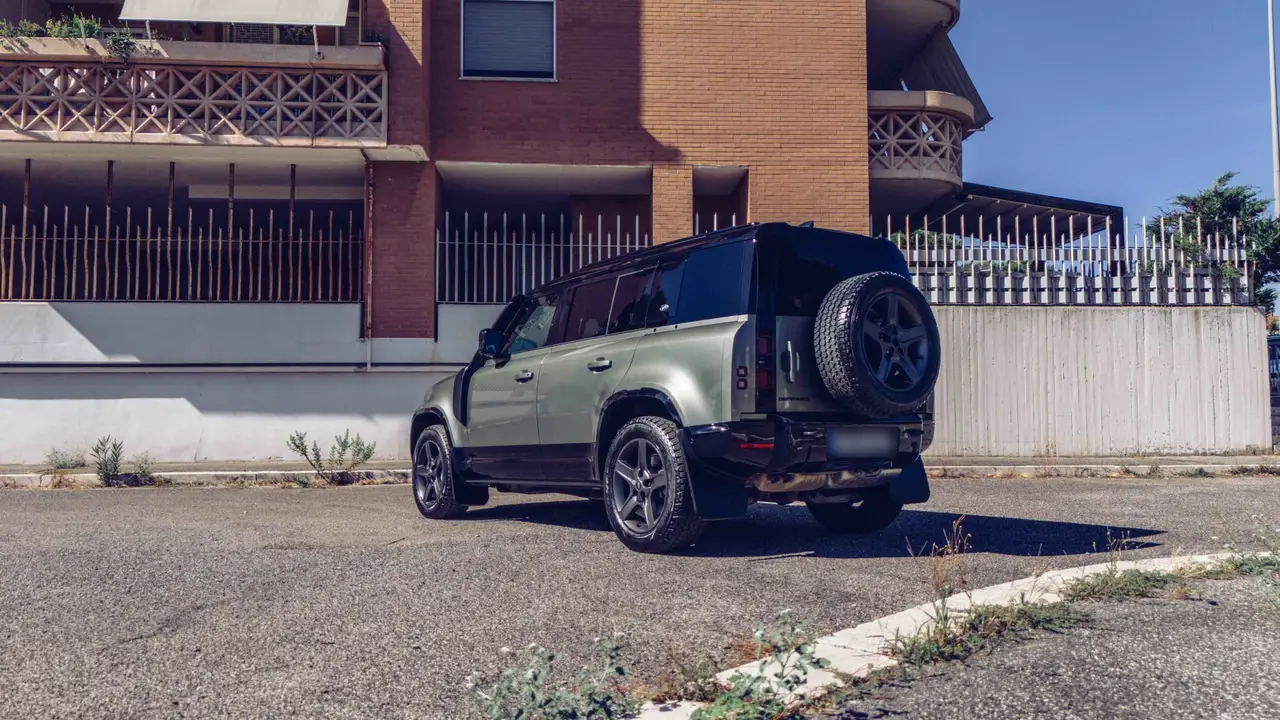 Land Rover Defender X-Dynamic 7 seater 2024, front view — Milan Luxury Cars, Milan. The 2024 Land Rover Defender X-Dynamic brings a rare combination to Milan's rental fleet:…
