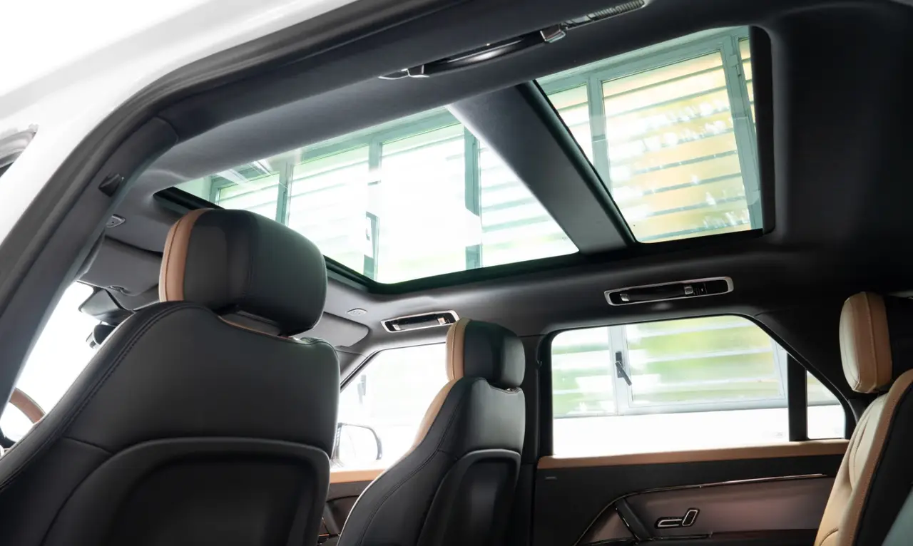 Land Rover Range Rover Sport 2025, exterior — Milan Luxury Cars, Milan. The Range Rover Sport pairs a commanding driving position with a cabin quiet enough for…
