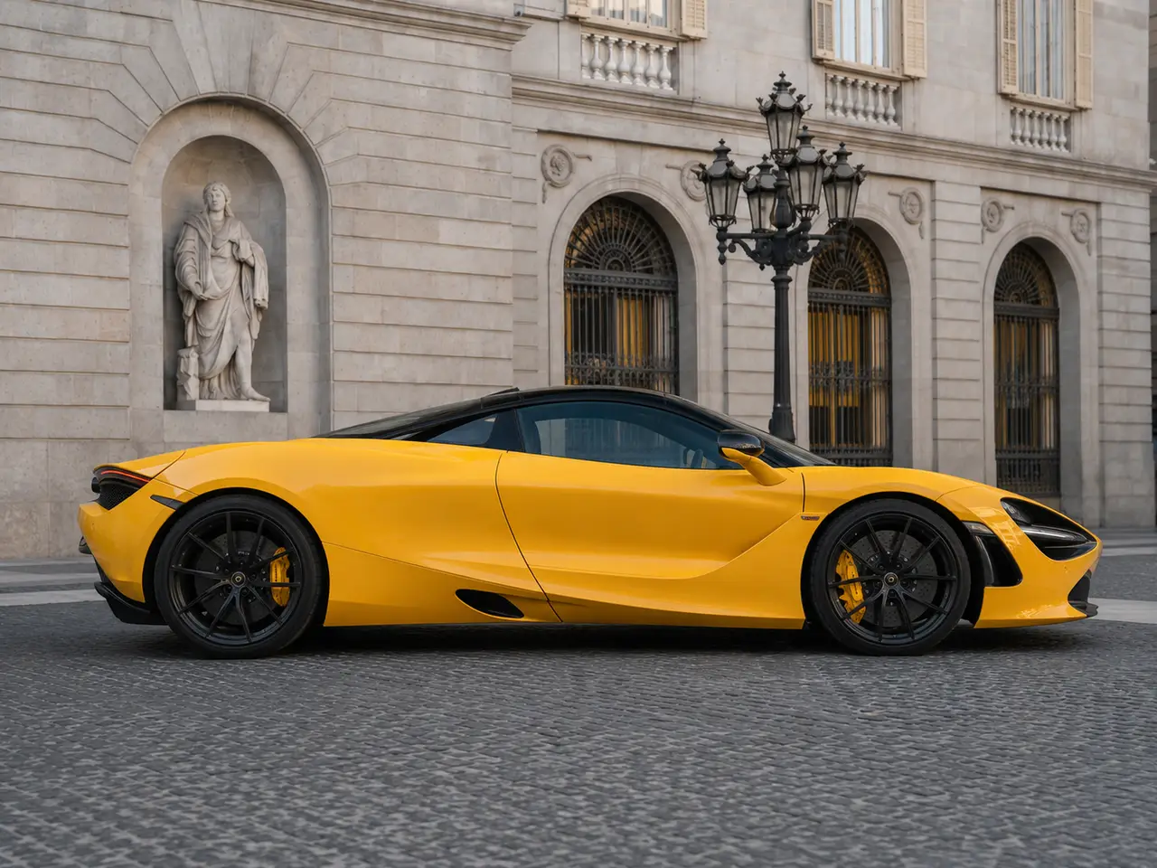 McLaren 720S Spider 2022, front view — Milan Luxury Cars, Milan. The 2022 McLaren 720S Spider pairs a 720 hp V8 with a folding hard top, giving two…