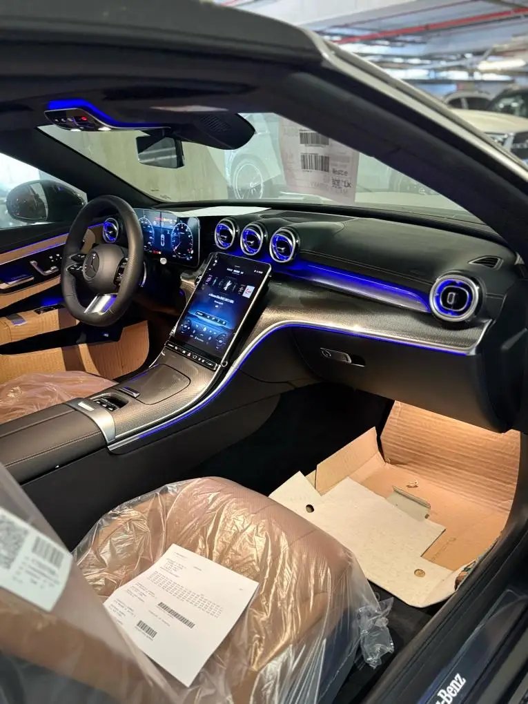 Mercedes Benz CLE 300 Cabriolet AMG Premium 2025, exterior — Milan Luxury Cars, Milan. The 2025 Mercedes Benz CLE 300 Cabriolet AMG Premium sits in a rare middle ground:…