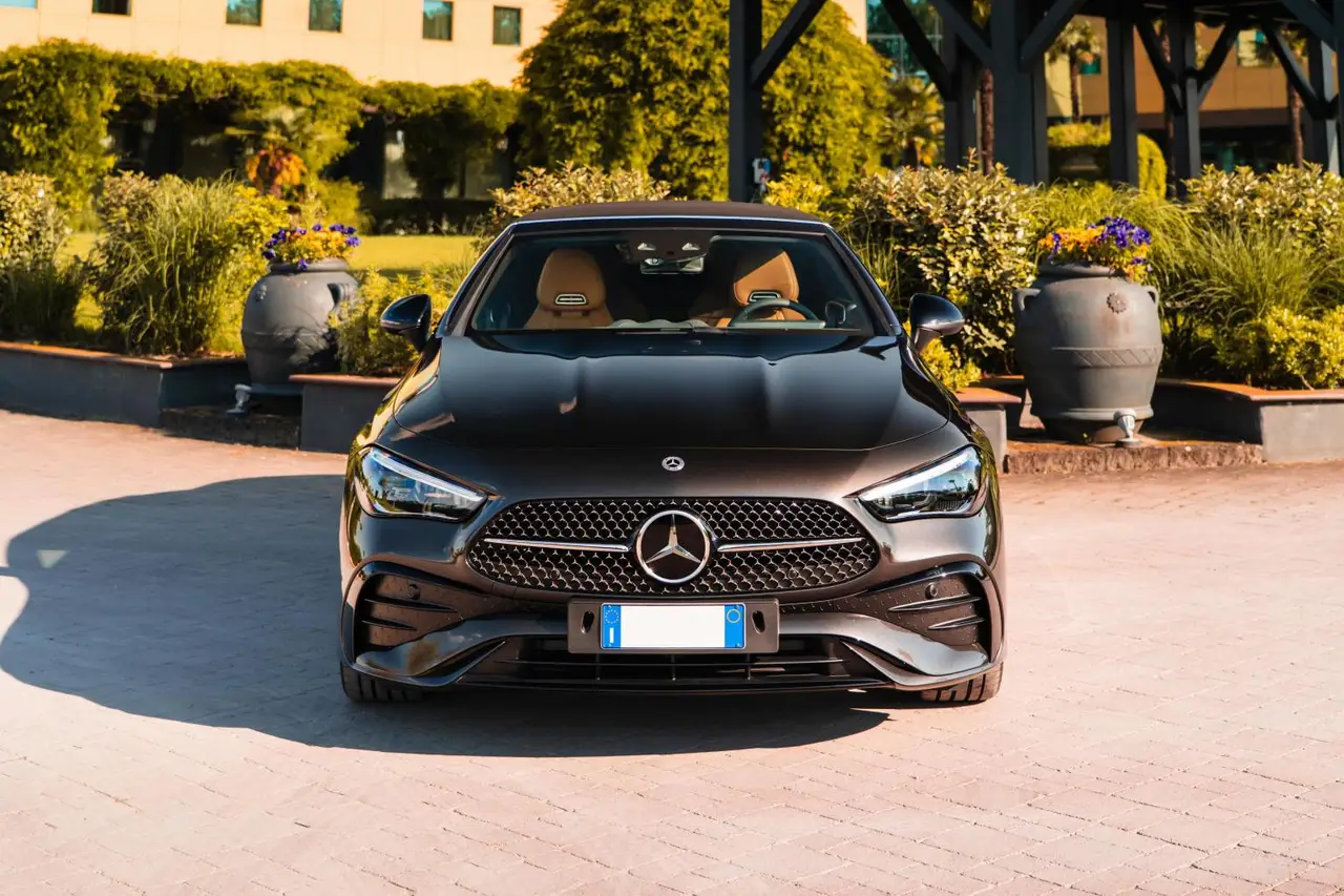 Mercedes Benz CLE 300 Cabriolet AMG Premium 2025, interior — Milan Luxury Cars, Milan. The 2025 Mercedes Benz CLE 300 Cabriolet AMG Premium sits in a rare middle ground:…