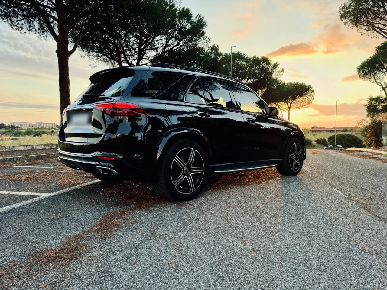 Mercedes Benz GLE 450 AMG 2024, front view — Milan Luxury Cars, Milan. The Mercedes-Benz GLE 450 AMG pairs a 367 hp six-cylinder drivetrain with the composed,…