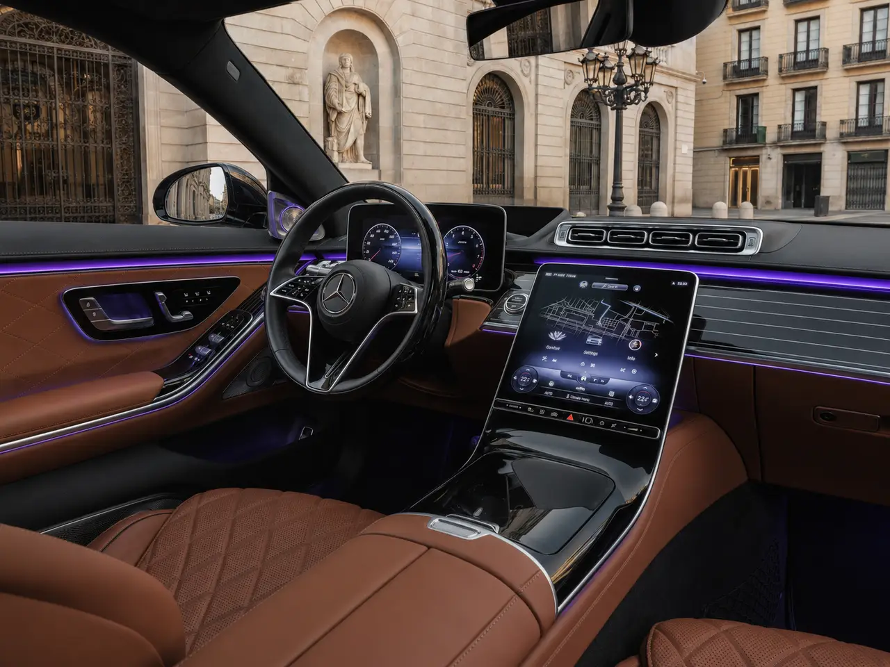Mercedes Benz S-klasse S400 Long 4-Matic 2023, interni — Milan Luxury Cars, Milano. La Mercedes-Benz S400 Long 4-Matic del 2023 è la classica ammiraglia pensata per chi…