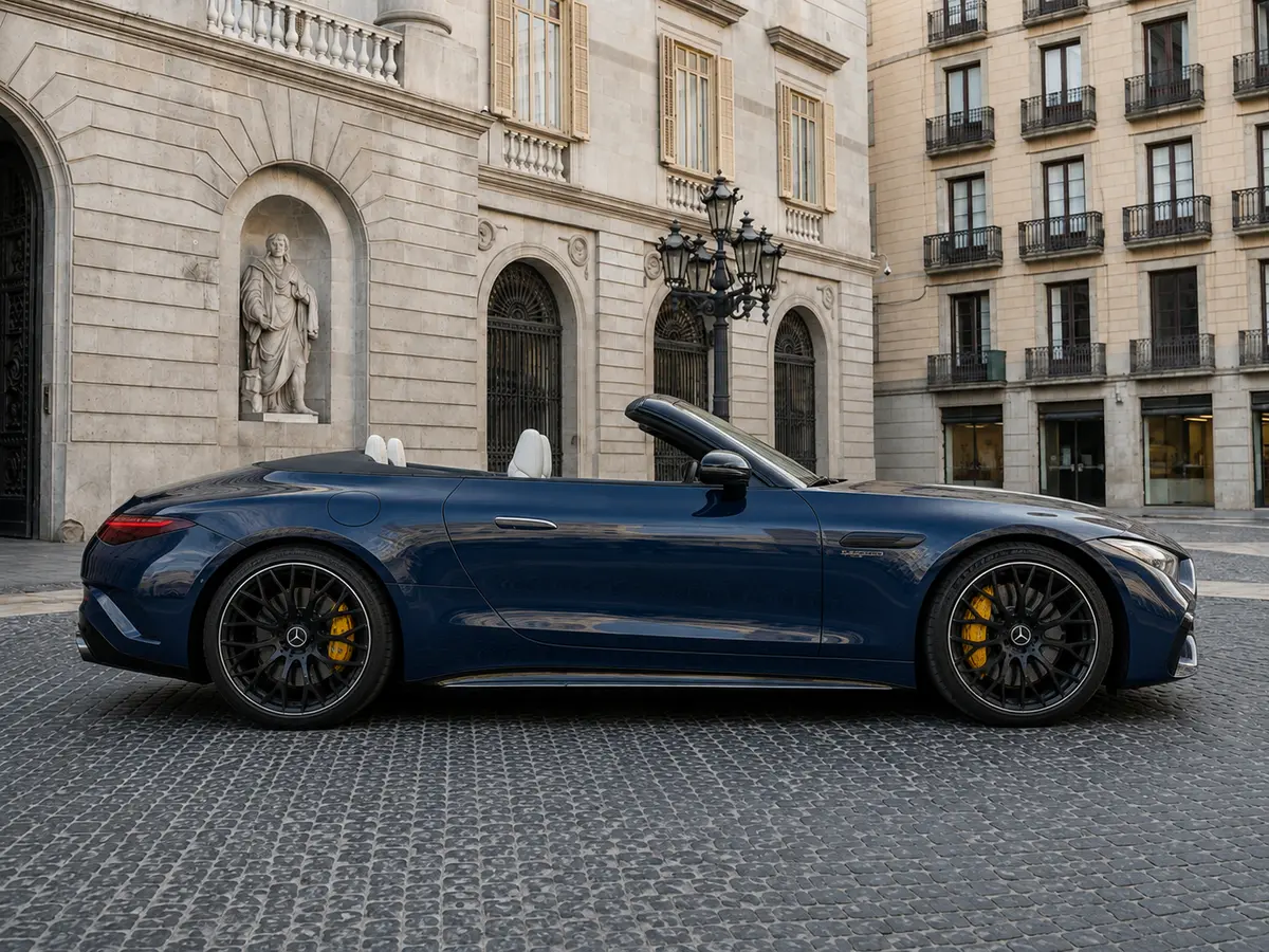 Mercedes Benz SL 63 AMG 2025, front view — Milan Luxury Cars, Milan. The 2025 Mercedes Benz SL 63 AMG pairs a 585 hp V8 with four-seat practicality, a…