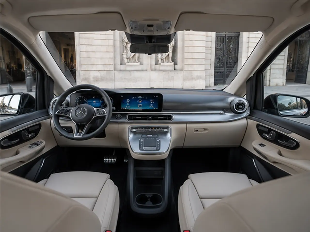 Mercedes V Class 2026, interni — Milan Luxury Cars, Milano. La Mercedes Benz Classe V 2026 è pensata per chi deve muovere un gruppo intero senza…