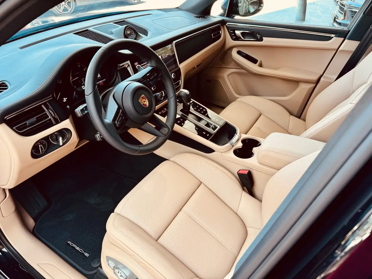 Porsche Macan 2024, front view — Milan Luxury Cars, Milan. The 2024 Porsche Macan pairs a compact SUV footprint with 265 hp, enough for confident…