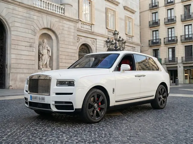 Rolls-Royce Cullinan 2022 — Milan Luxury Cars, Milan